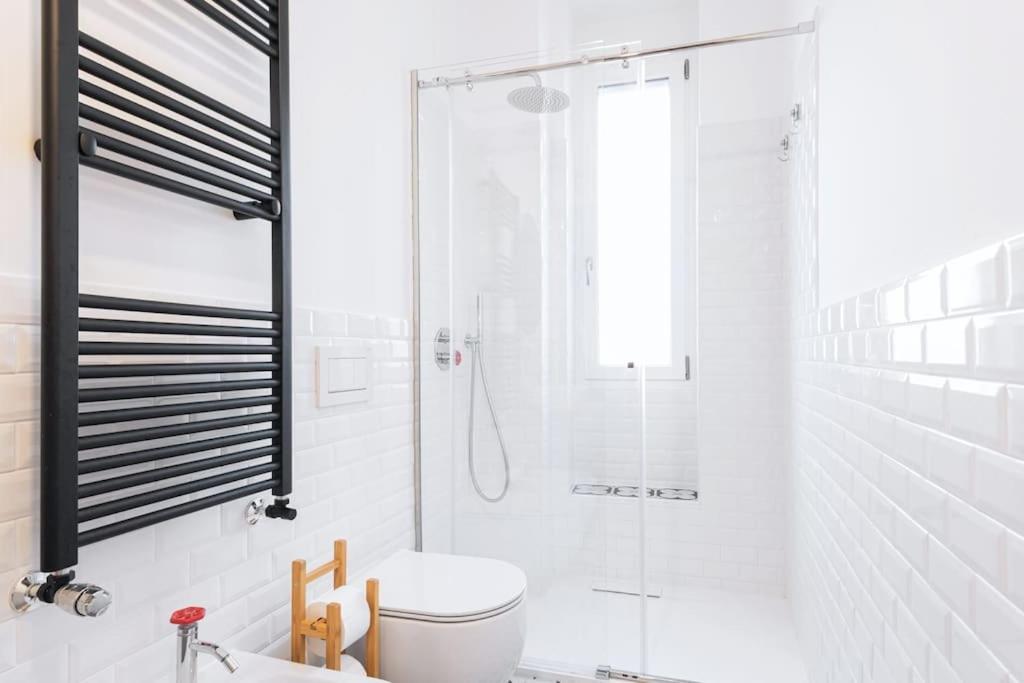 Easylife - Apartment With Balcony Near Navigli Milán Exterior foto